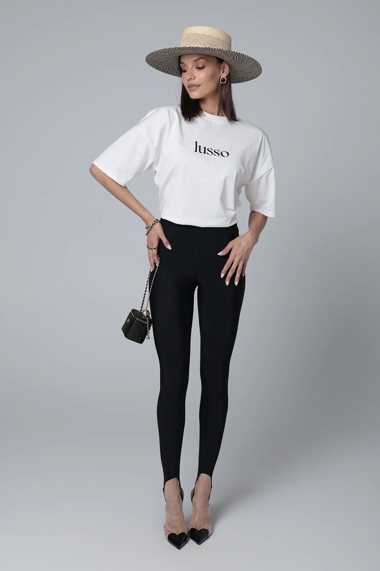 Facetune_22-07-2025-15-02-05 Oversized T-Shirt - Slika 1